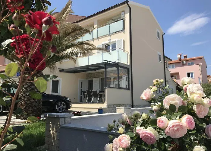 Summer House Διαμέρισμα Πούλα