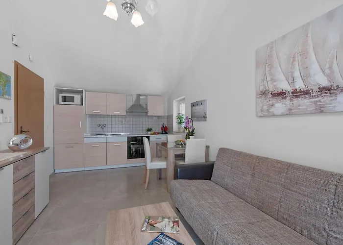 Summer House * Πούλα